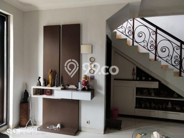 Siap Huni Rumah Mewah 4 Kamar di Kelapa Gading Dekat ke Mana Pun Siap Huni Rumah Mewah 4 Kamar di Kelapa Gading Dekat ke Mana Pun