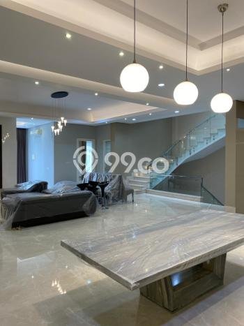 Dijual Rumah Luas Megah Dengan View Eksklusif di Pantai Indah Kapuk, Jakarta Utara Dijual Rumah Luas Megah Dengan View Eksklusif di Pantai Indah Kapuk, Jakarta Utara