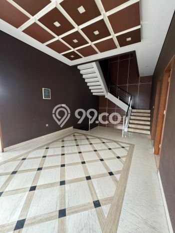 Dijual Rumah Luas Elegan Dengan View Eksklusif di Pantai Indah Kapuk, Jakarta Utara Dijual Rumah Luas Elegan Dengan View Eksklusif di Pantai Indah Kapuk, Jakarta Utara