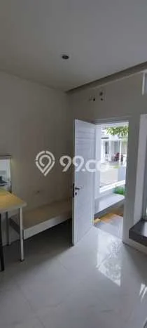 Rumah Modern Minimalis 2 Kamar Siap Huni di BSD Rumah Modern Minimalis 2 Kamar Siap Huni di BSD