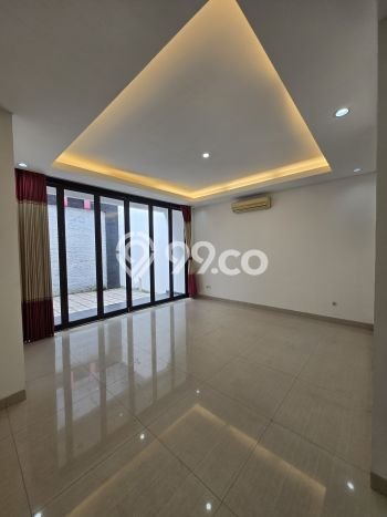 Rumah sewa siap huni 4 KT di Alam Sutera, Tangerang Rumah sewa siap huni 4 KT di Alam Sutera, Tangerang
