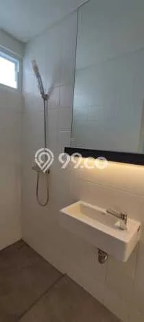 Rumah Modern Minimalis 2 Kamar Siap Huni di BSD Rumah Modern Minimalis 2 Kamar Siap Huni di BSD
