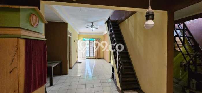 Jual Rumah Eksklusif 3 KT di Gading Serpong, Tangerang Jual Rumah Eksklusif 3 KT di Gading Serpong, Tangerang