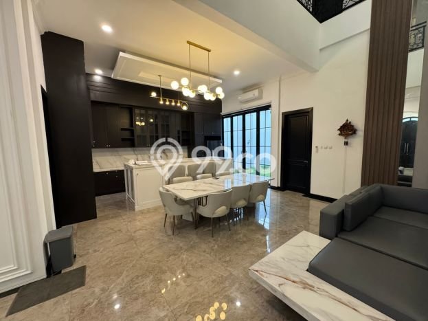 Rumah Luxury Modern Tanpa Renovasi di Gading Serpong Tangerang Rumah Luxury Modern Tanpa Renovasi di Gading Serpong Tangerang