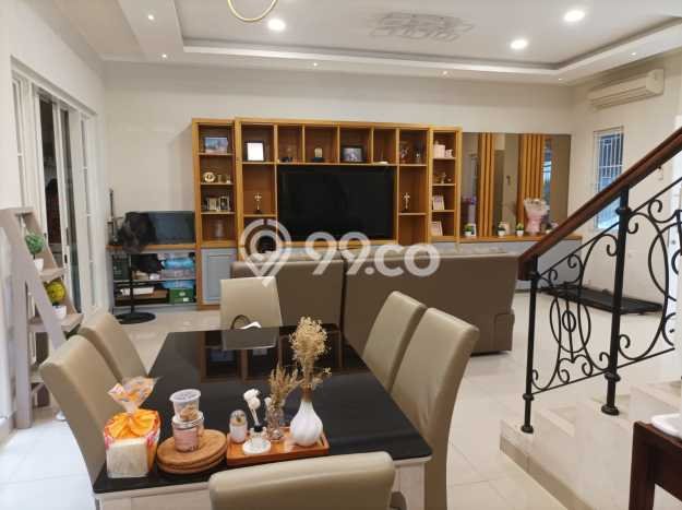 Rumah Luxury Modern Tanpa Renovasi di Gading Serpong Tangerang Rumah Luxury Modern Tanpa Renovasi di Gading Serpong Tangerang