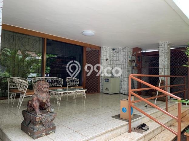 Siap Huni Rumah Mewah 6 Kamar di Menteng Dekat ke Mana Pun Siap Huni Rumah Mewah 6 Kamar di Menteng Dekat ke Mana Pun