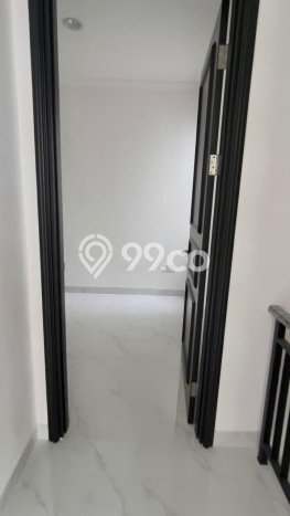 Disewakan! Rumah 3 Kamar Tidur &
3 Kamar Mandi di Pantai Indah Kapuk, Jakarta Utara Disewakan! Rumah 3 Kamar Tidur &
3 Kamar Mandi di Pantai Indah Kapuk, Jakarta Utara