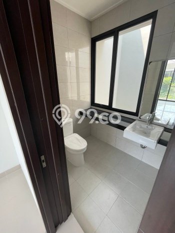 Dijual Rumah Mewah Elegan Dengan View Eksklusif di Pantai Indah Kapuk, Jakarta Utara Dijual Rumah Mewah Elegan Dengan View Eksklusif di Pantai Indah Kapuk, Jakarta Utara