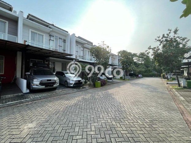 LOKASI TERBAIK! Rumah kawasan , 4 KT, Area Premium, LT 90m2m² LB 200m2m² LOKASI TERBAIK! Rumah kawasan , 4 KT, Area Premium, LT 90m2m² LB 200m2m²