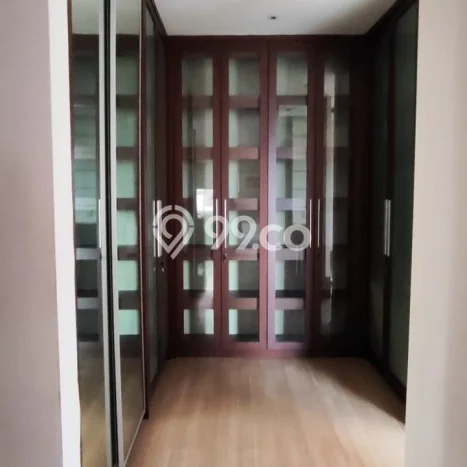 Apartemen Siap Pakai 3 BR dengan Harga Terjangkau di Area Kebon Jeruk, Jakarta Barat Apartemen Siap Pakai 3 BR dengan Harga Terjangkau di Area Kebon Jeruk, Jakarta Barat