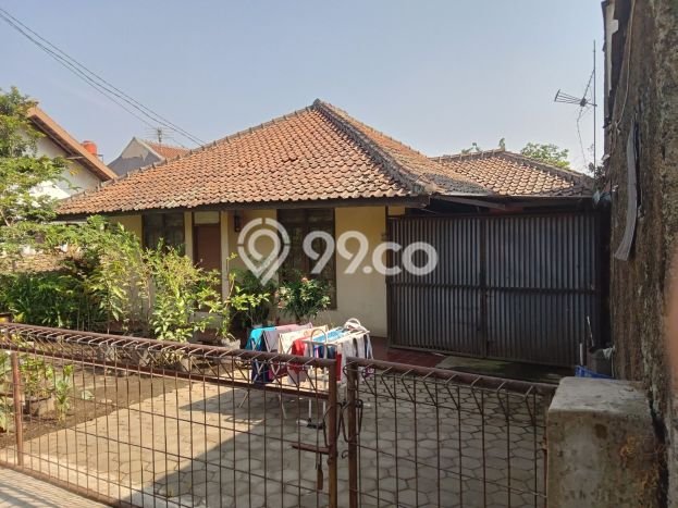 For Sale Rumah 3 Kamar Lokasi Strategis Nyaman dan Strategis di Arcamanik For Sale Rumah 3 Kamar Lokasi Strategis Nyaman dan Strategis di Arcamanik