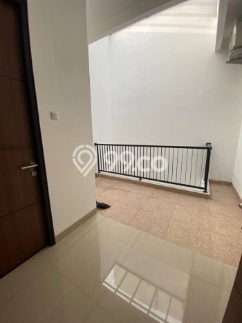 Rumah Elit Modern Siap Huni di Kalibata Jakarta Selatan Rumah Elit Modern Siap Huni di Kalibata Jakarta Selatan