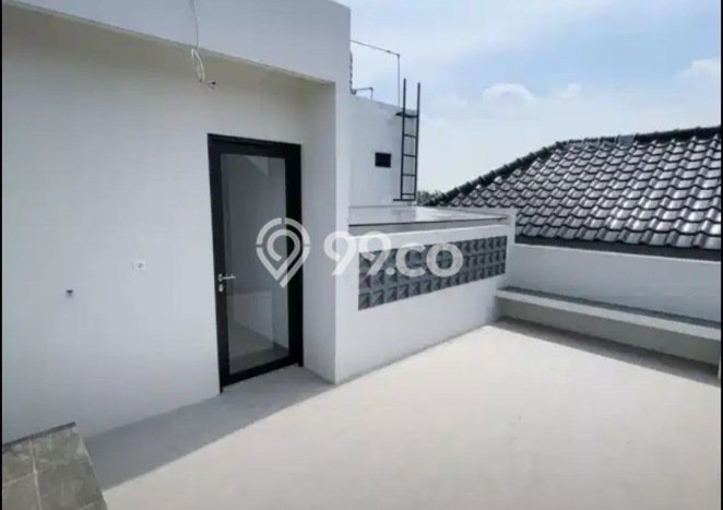 Jual Rumah Eksklusif 3 KT di Ciganjur, Jakarta Selatan Jual Rumah Eksklusif 3 KT di Ciganjur, Jakarta Selatan