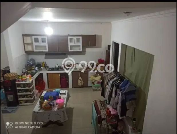Rumah Modern Minimalis 4 Kamar Siap Huni di Ciputat Rumah Modern Minimalis 4 Kamar Siap Huni di Ciputat