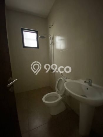 Rumah Elit Modern Siap Huni di Kalibata Jakarta Selatan Rumah Elit Modern Siap Huni di Kalibata Jakarta Selatan