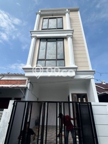 Dijual Rumah Luas Megah Dengan View Cantik di Gandaria, Jakarta Selatan Dijual Rumah Luas Megah Dengan View Cantik di Gandaria, Jakarta Selatan