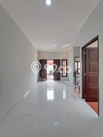 For Sale Rumah 3 Kamar Lokasi Ideal Nyaman dan Strategis di Pasar Minggu For Sale Rumah 3 Kamar Lokasi Ideal Nyaman dan Strategis di Pasar Minggu