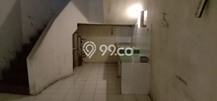 Komersial Area Komersial Kawasan Pancoran Mas, Luas 550m2m², For Rent, Ready Digunakan Komersial Area Komersial Kawasan Pancoran Mas, Luas 550m2m², For Rent, Ready Digunakan