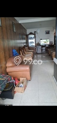 Rumah Luas Asri 4 KT Siap Pakai di Petukangan Jakarta Selatan Rumah Luas Asri 4 KT Siap Pakai di Petukangan Jakarta Selatan