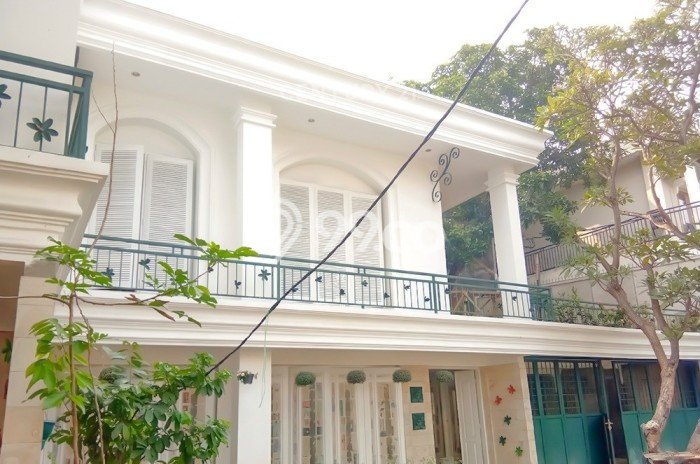 Jual Rumah Mewah Elegan Dengan View Eksklusif di Kemang, Jakarta Selatan Jual Rumah Mewah Elegan Dengan View Eksklusif di Kemang, Jakarta Selatan