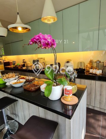Rumah Elit Modern Tanpa Renovasi di Bintaro Tangerang Selatan Rumah Elit Modern Tanpa Renovasi di Bintaro Tangerang Selatan