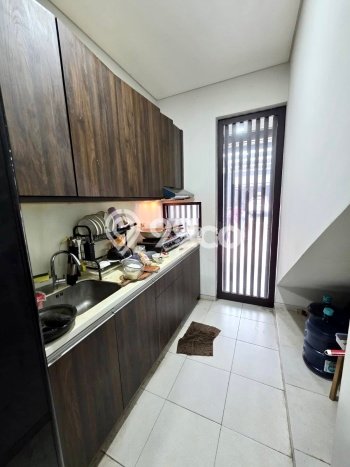 Jual Rumah Luas Megah Dengan View Cantik di Bintaro, Tangerang Selatan Jual Rumah Luas Megah Dengan View Cantik di Bintaro, Tangerang Selatan