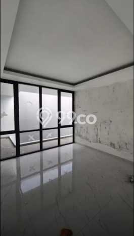 Ready to Use! Luxury House LT 220m2 Desain Modern di Pakuwon Indah Ready to Use! Luxury House LT 220m2 Desain Modern di Pakuwon Indah