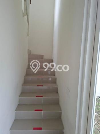 Dijual Rumah Eksklusif 2 KT di Citraland, Surabaya Dijual Rumah Eksklusif 2 KT di Citraland, Surabaya