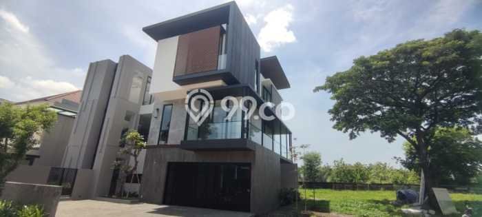 Rumah Elit Modern Tanpa Renovasi di Citraland Surabaya Rumah Elit Modern Tanpa Renovasi di Citraland Surabaya