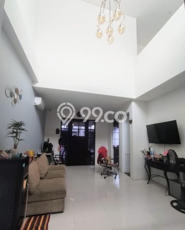 Dijual Cepat Rumah Favorit Siap Huni LB 84m2 di Citraland, Surabaya Dijual Cepat Rumah Favorit Siap Huni LB 84m2 di Citraland, Surabaya