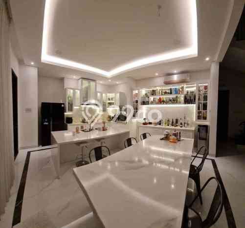 Rumah Elit LB 420m2 Siap Pakai Desain Elegan di Citraland, Surabaya Rumah Elit LB 420m2 Siap Pakai Desain Elegan di Citraland, Surabaya