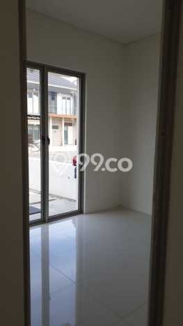 Dijual Rumah 3 Kamar Lokasi Ideal Nyaman dan Strategis di Gayungan Dijual Rumah 3 Kamar Lokasi Ideal Nyaman dan Strategis di Gayungan