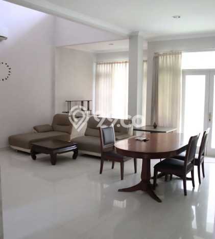 Dijual Rumah Mewah Exclusive di Wiyung, Surabaya Dijual Rumah Mewah Exclusive di Wiyung, Surabaya