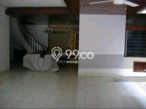 Sewa Rumah Murah di Gandaria Jakarta Selatan dengan 7 KT Sewa Rumah Murah di Gandaria Jakarta Selatan dengan 7 KT