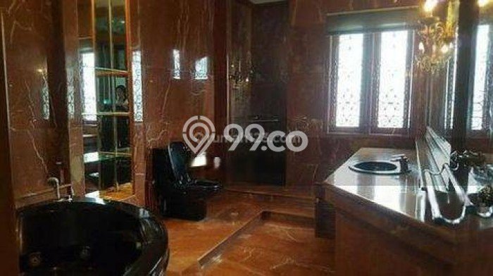 Hunian 7 Kamar Lengkap Dikontrakkan di Kebayoran Baru Harga Kompetitif Hunian 7 Kamar Lengkap Dikontrakkan di Kebayoran Baru Harga Kompetitif