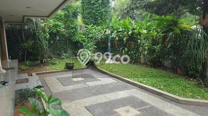 Rumah 7 Kamar Lengkap Dikontrakkan di Kebayoran Baru Harga Kompetitif Rumah 7 Kamar Lengkap Dikontrakkan di Kebayoran Baru Harga Kompetitif