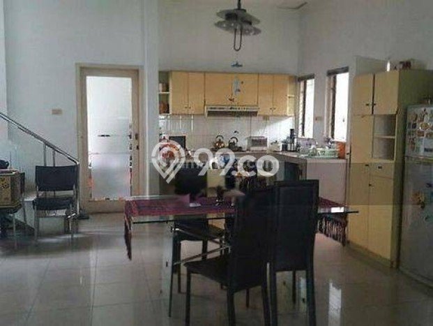 Dijual Hunian Mewah dengan Fasilitas Sekitar Komplit di Kebayoran Baru, Jakarta Selatan Dijual Hunian Mewah dengan Fasilitas Sekitar Komplit di Kebayoran Baru, Jakarta Selatan