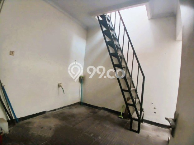 Ready to Use! Premium House LT 120m2 Desain Modern di Pondok Indah Ready to Use! Premium House LT 120m2 Desain Modern di Pondok Indah