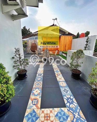 Rumah Luxury Modern Tanpa Renovasi di Lebak Bulus Jakarta Selatan Rumah Luxury Modern Tanpa Renovasi di Lebak Bulus Jakarta Selatan
