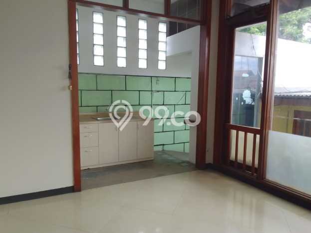 Ready to Use! Luxury House LT 993m2 Desain Modern di Meruya Ready to Use! Luxury House LT 993m2 Desain Modern di Meruya