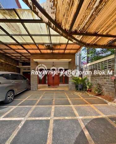 Jual Rumah Luas Megah Dengan View Cantik di Terogong, Jakarta Selatan Jual Rumah Luas Megah Dengan View Cantik di Terogong, Jakarta Selatan