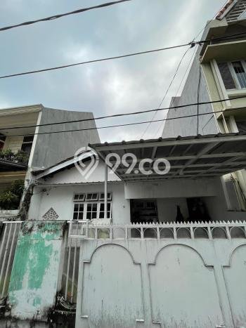 Ready to Use! Premium House LT 120m2 Desain Modern di Pondok Indah Ready to Use! Premium House LT 120m2 Desain Modern di Pondok Indah