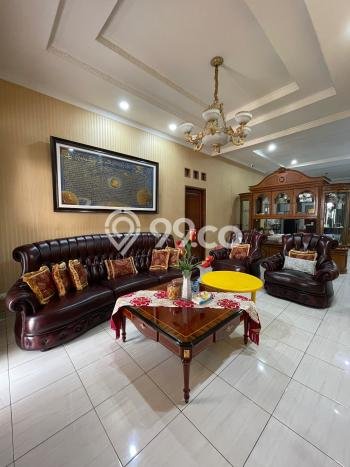 Dijual Rumah Mewah Elegan Dengan View Cantik di Kemang, Jakarta Selatan Dijual Rumah Mewah Elegan Dengan View Cantik di Kemang, Jakarta Selatan