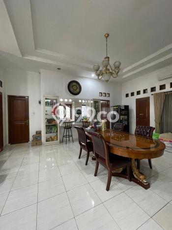 Dijual Rumah Mewah Elegan Dengan View Cantik di Kemang, Jakarta Selatan Dijual Rumah Mewah Elegan Dengan View Cantik di Kemang, Jakarta Selatan