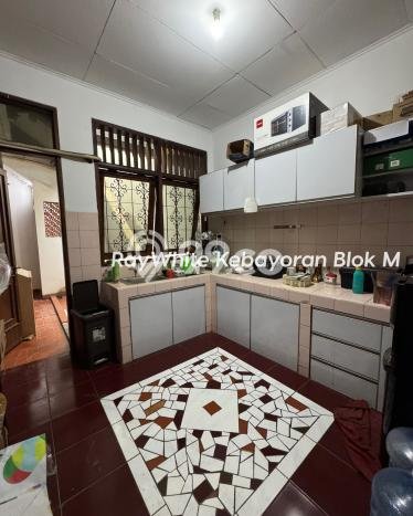 Rumah Luxury Modern Siap Huni di Pondok Indah Jakarta Selatan Rumah Luxury Modern Siap Huni di Pondok Indah Jakarta Selatan