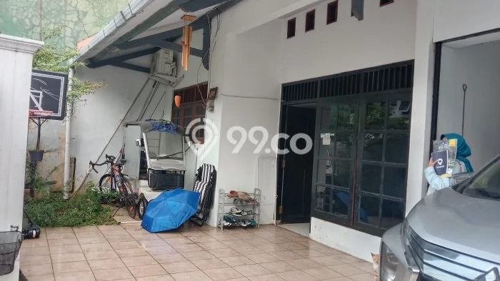 Siap Huni Hunian Elit 7 Kamar di Tebet Dekat ke Mana Pun Siap Huni Hunian Elit 7 Kamar di Tebet Dekat ke Mana Pun
