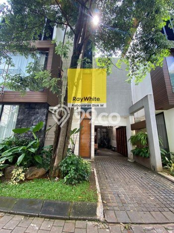 Rumah Luxury Modern Siap Huni di Kemang Jakarta Selatan Rumah Luxury Modern Siap Huni di Kemang Jakarta Selatan