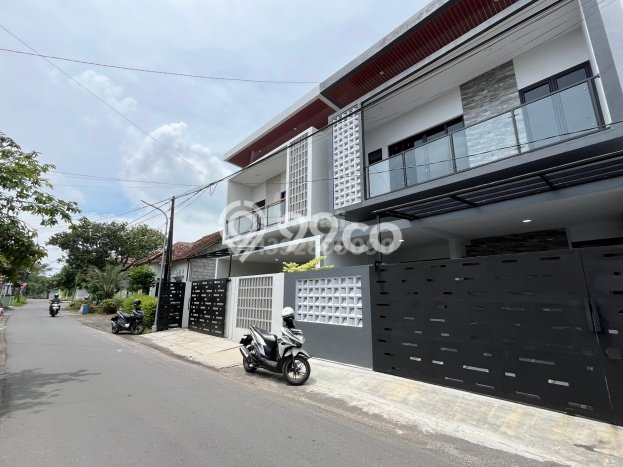 Jual Rumah Bagus Siap Huni LB 130m2 di Ngaglik, Sleman Jual Rumah Bagus Siap Huni LB 130m2 di Ngaglik, Sleman