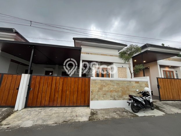 For Sale Rumah 3 Kamar Lokasi Strategis Nyaman dan Strategis di Ngaglik For Sale Rumah 3 Kamar Lokasi Strategis Nyaman dan Strategis di Ngaglik