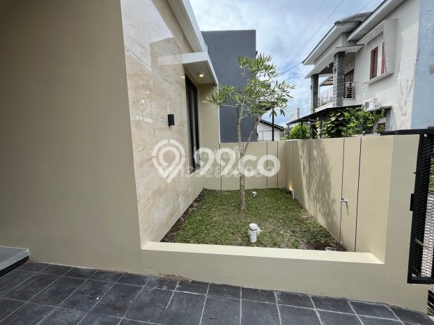 Rumah Modern Cantik 3 Kamar Bisa Langsung Pindah di Sleman Rumah Modern Cantik 3 Kamar Bisa Langsung Pindah di Sleman